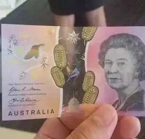 Buy counterfeit 5 Australian dollar bills