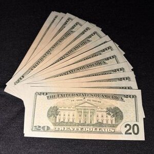 Buying High-Quality Counterfeit Money online